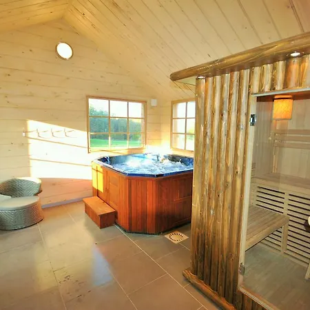Σαλέ Chalet B3 *